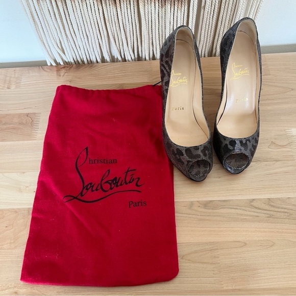 Christian Louboutin Very Prive - Picture 10 of 10